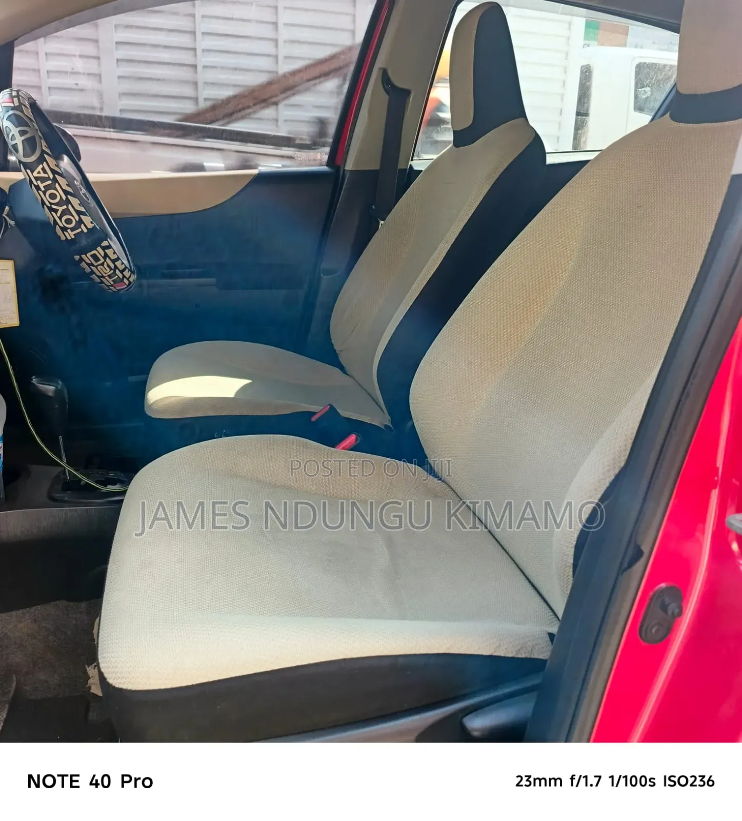 Toyota Vitz 2012 Red