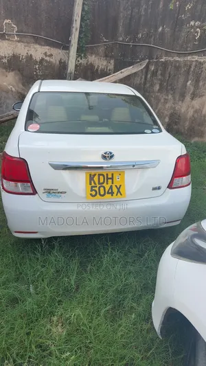 Toyota Axio 2015 Pearl