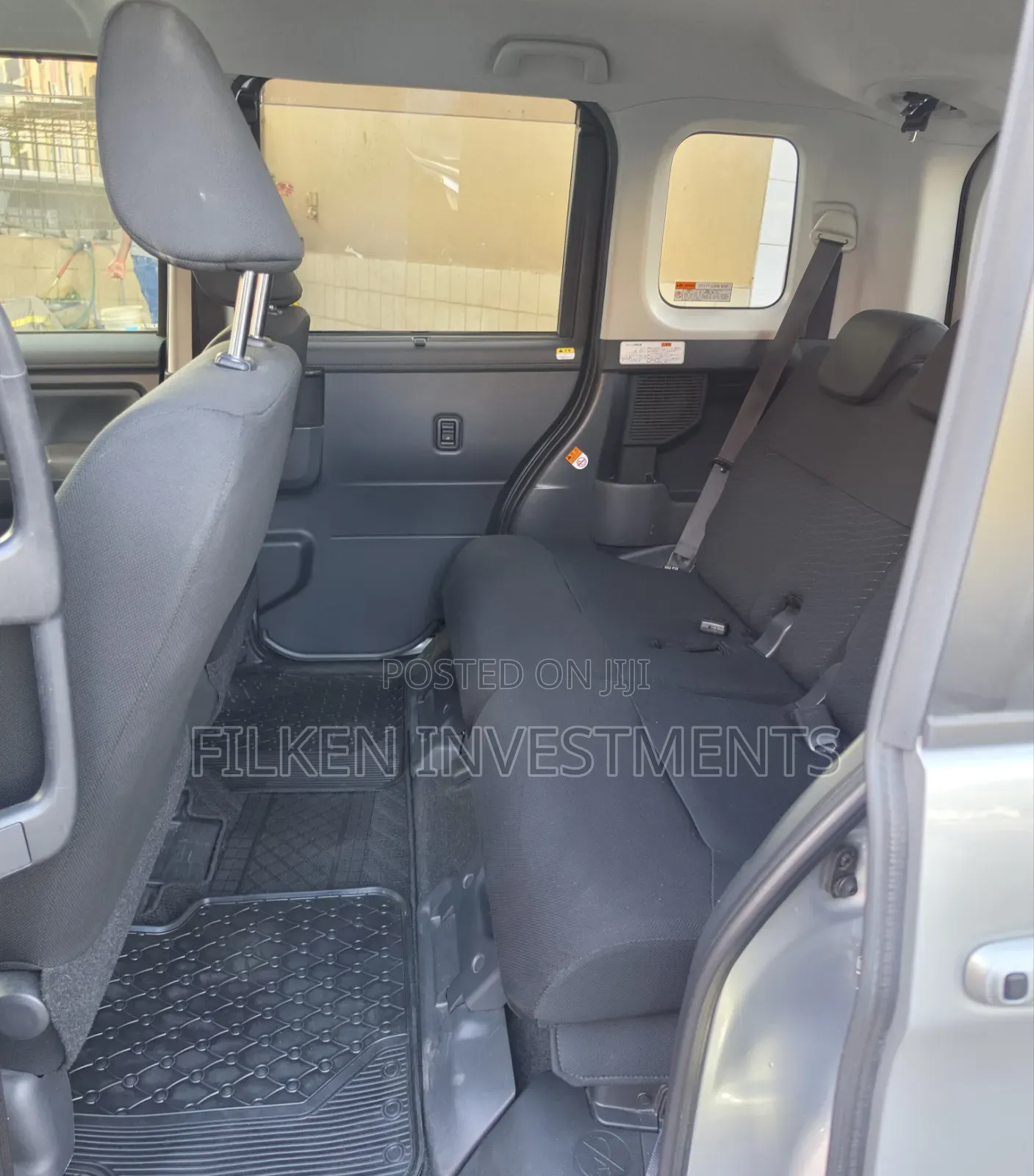 Toyota Roomy 2020 Silver
