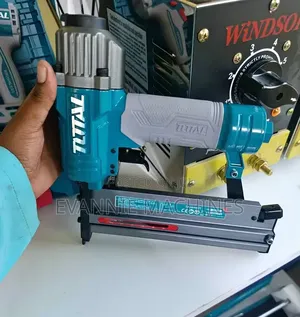 Total 2 in 1 Nail Gun