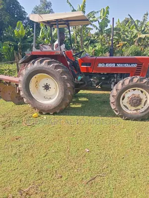 Tractor Newholland 80-66 Red