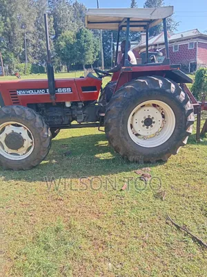 Tractor Newholland 80-66 Red