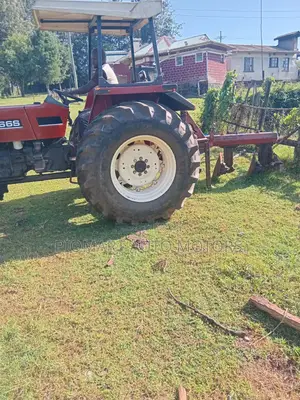Tractor Newholland 80-66 Red