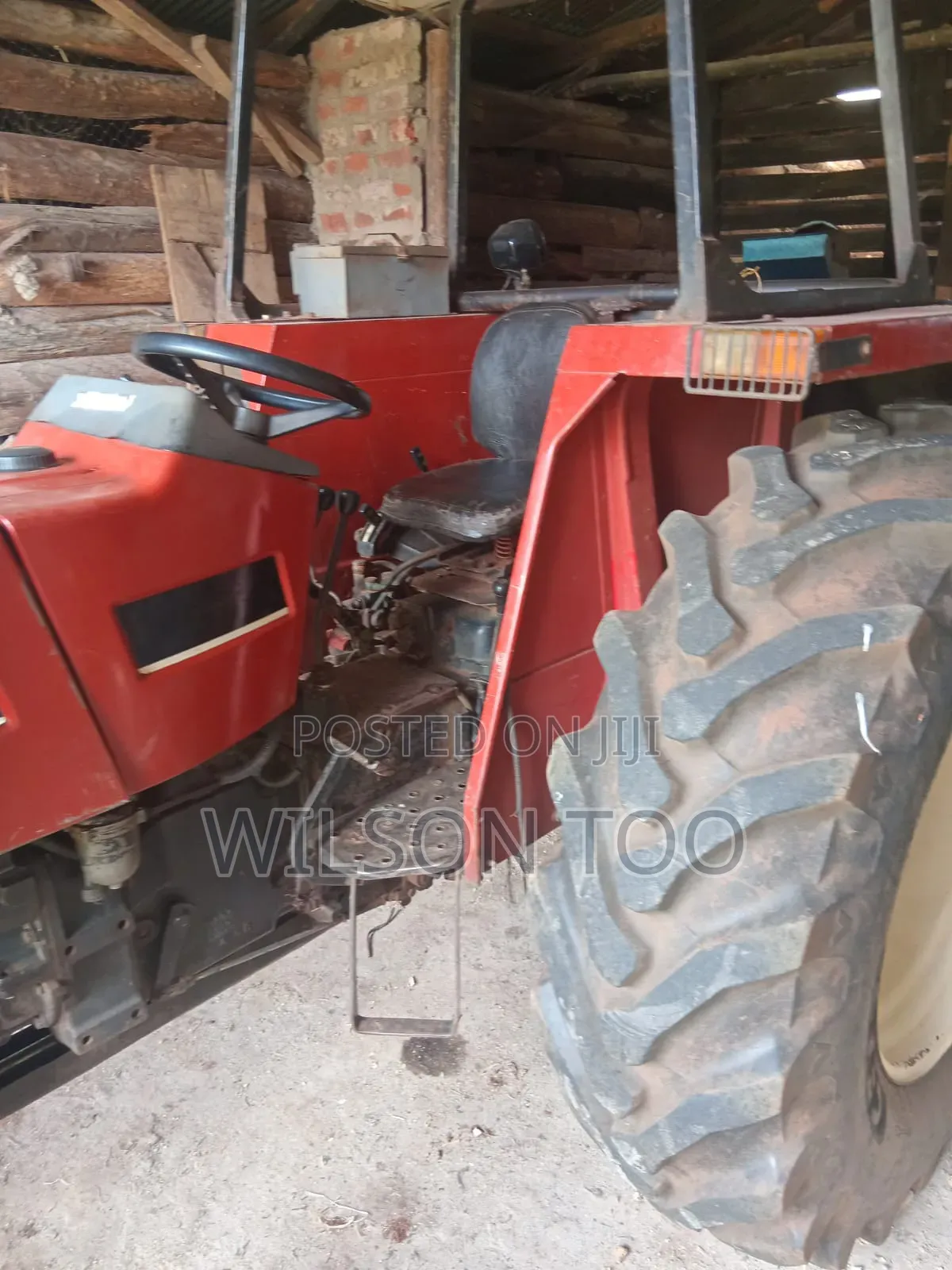 Tractor Newholland 80-66 Red
