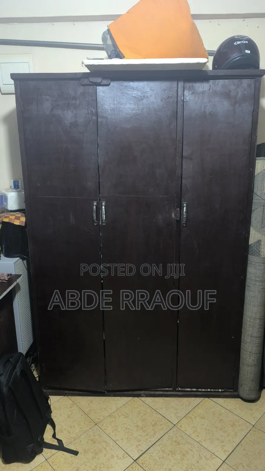 Wardrope With Wood