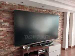Hisense Smart Tv 100"