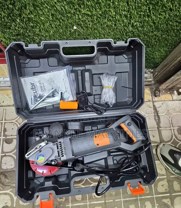 Kzbur Electric Wall Chaser 2800w