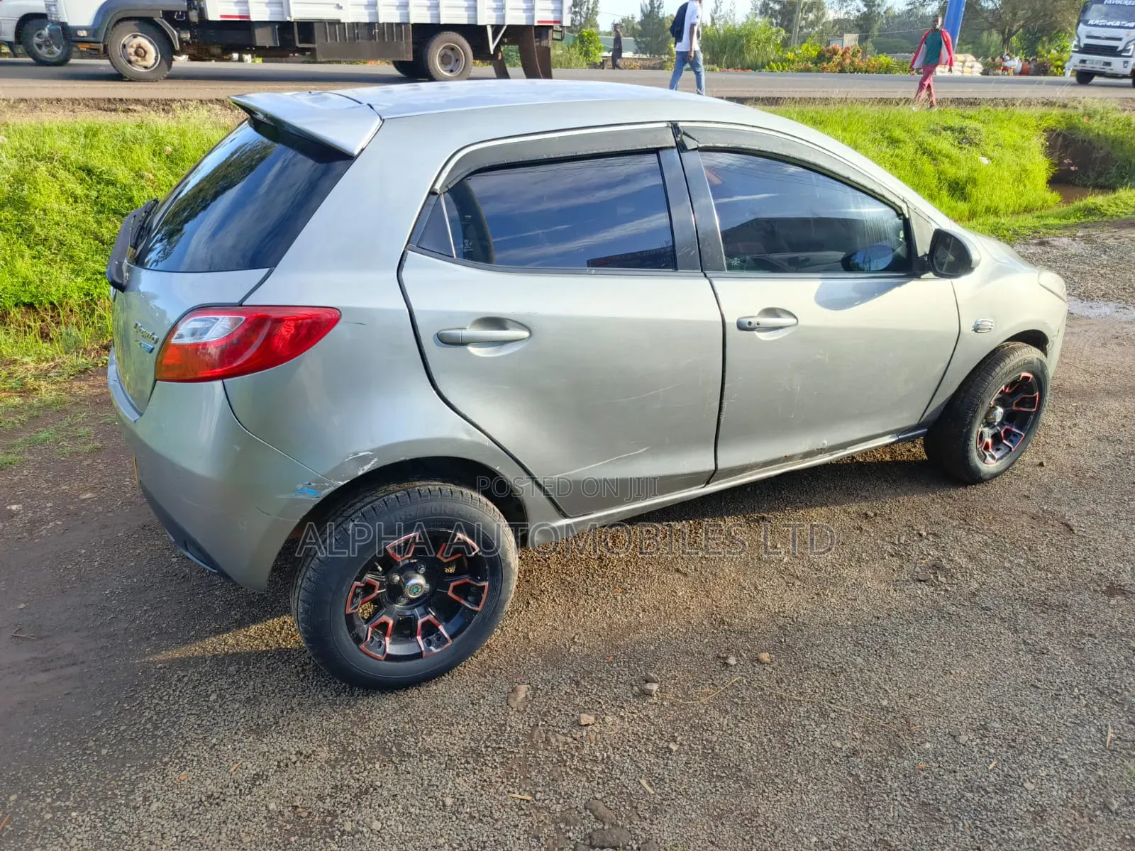 Mazda Demio 2011 Gray