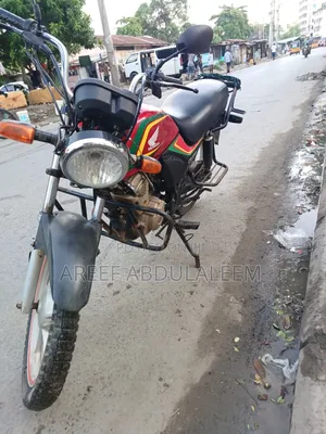 Honda XL 125 2022 Red