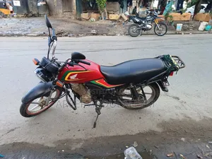 Honda XL 125 2022 Red