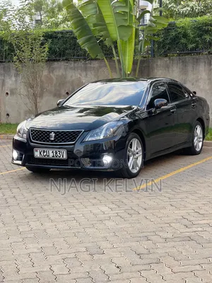 Toyota Crown 2012 Black