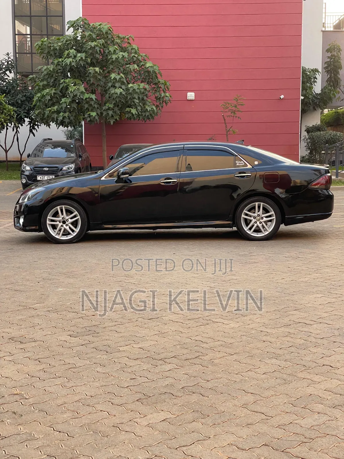 Toyota Crown 2012 Black