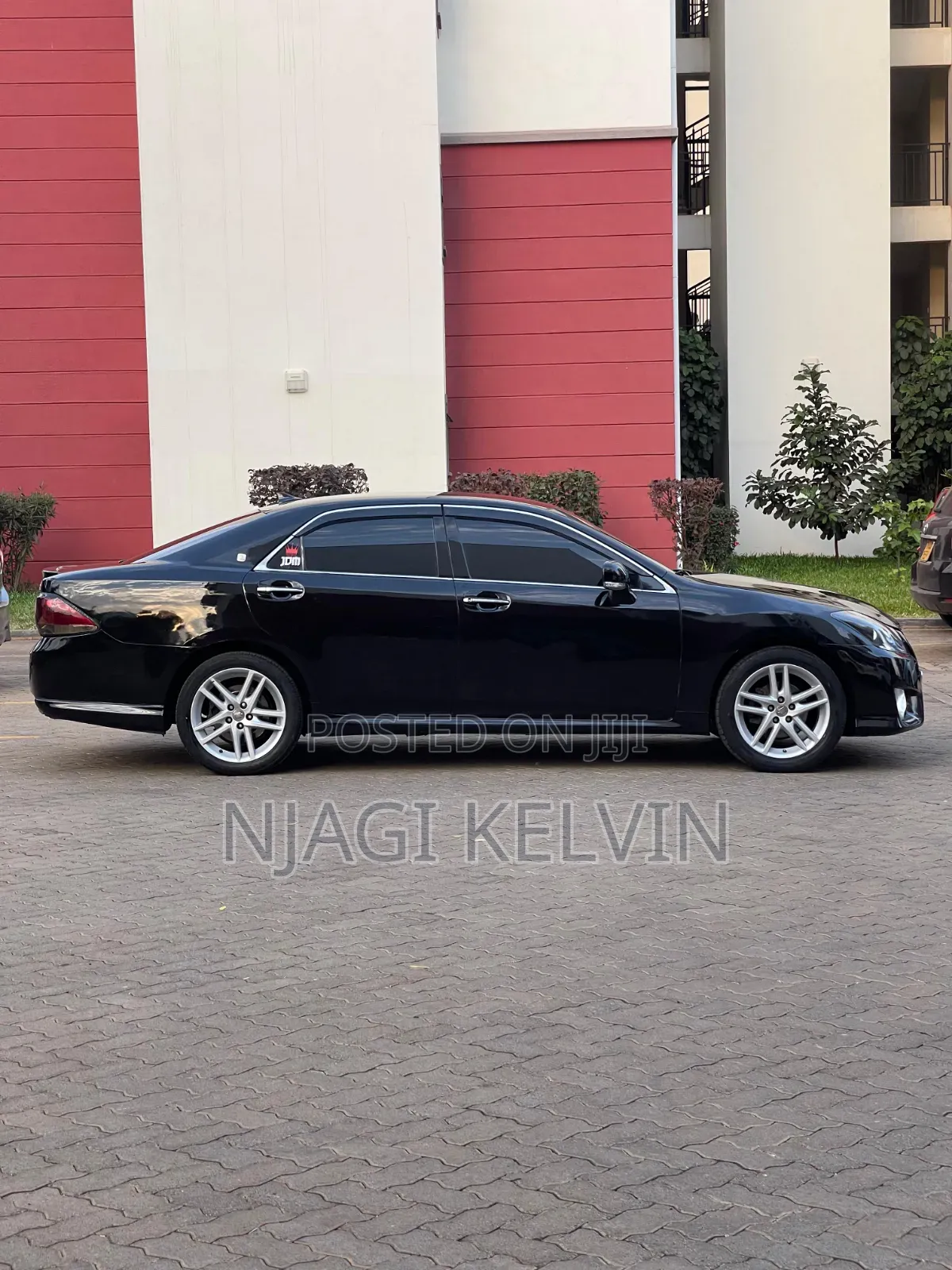 Toyota Crown 2012 Black