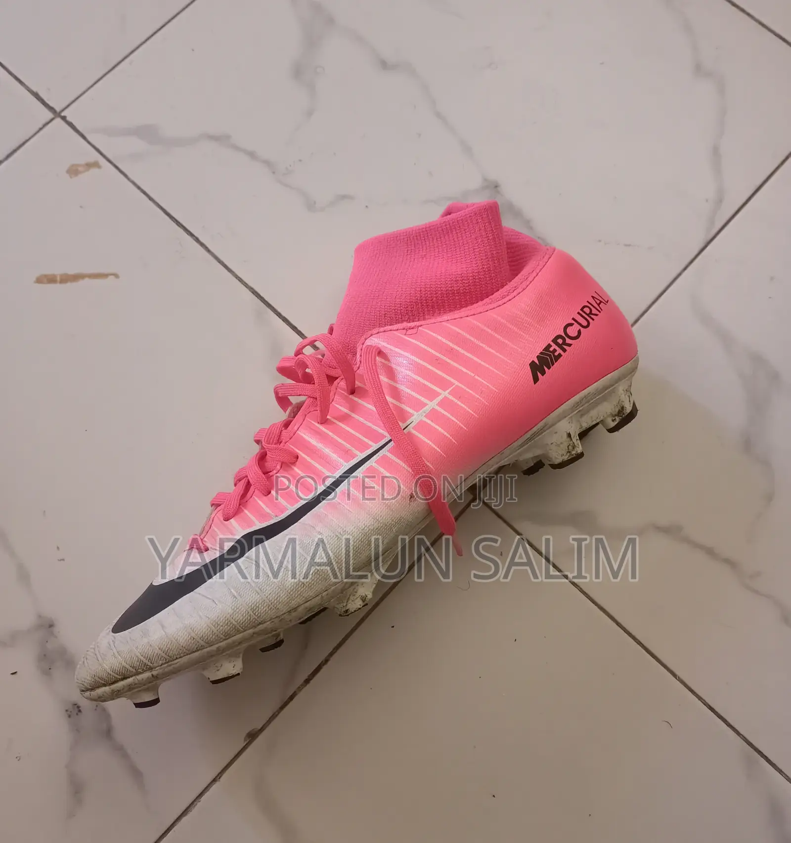 Sports Shoes