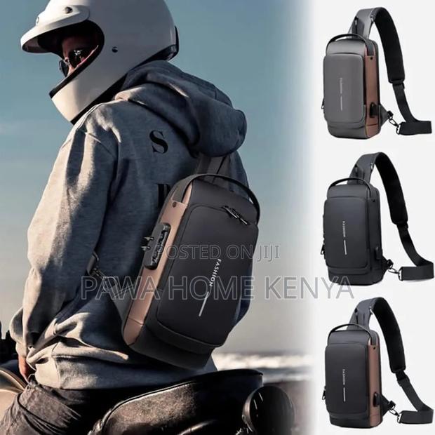 Anti-Theft Crossbody / Shoulder Bag - thumbnail 2