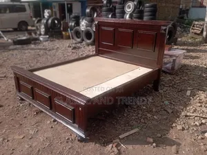 5x6 Mahogany Bed - Free Delivery