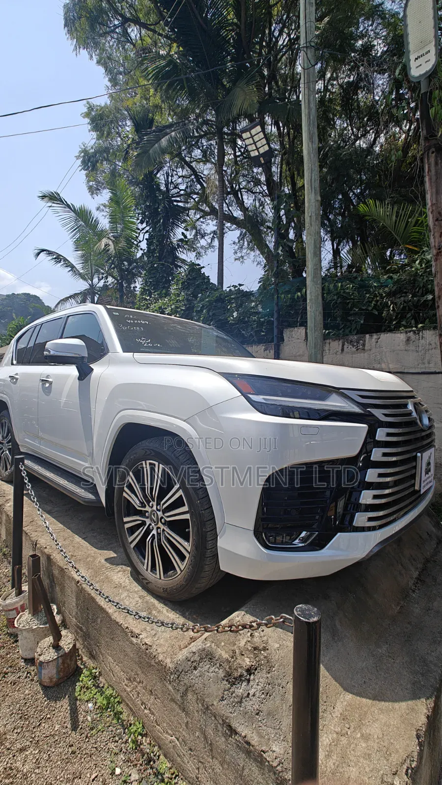 Lexus LX 600 2022 White