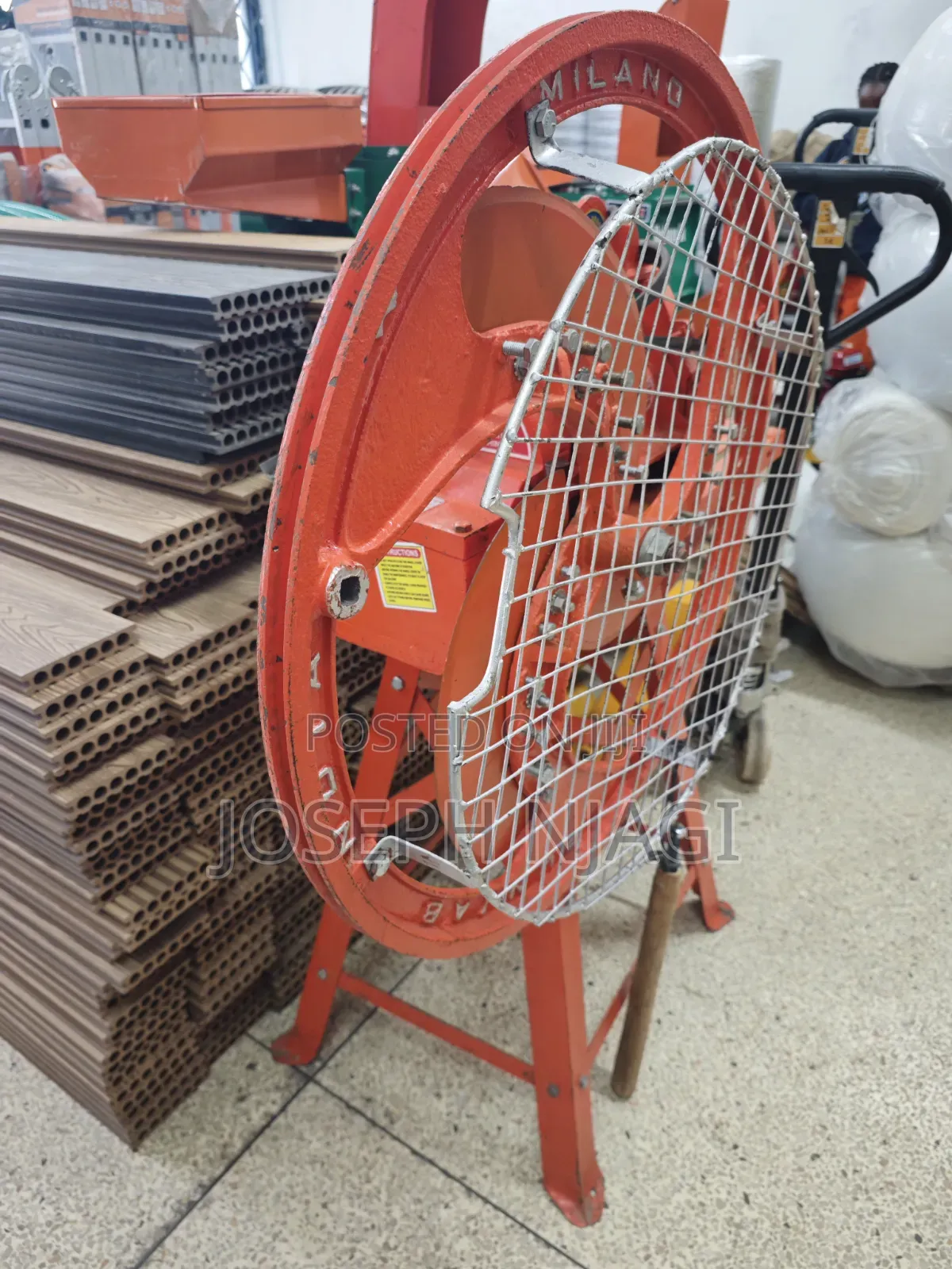 Milano Brand Chaff Cutter.