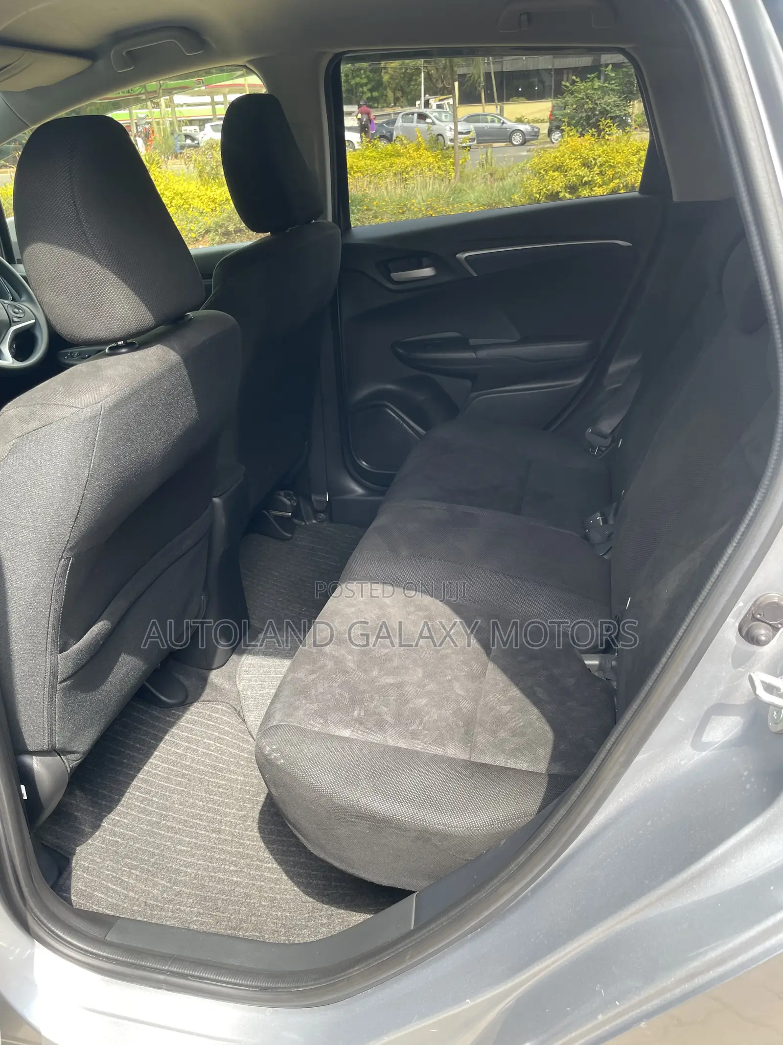 Honda Fit Shuttle 2019 Silver