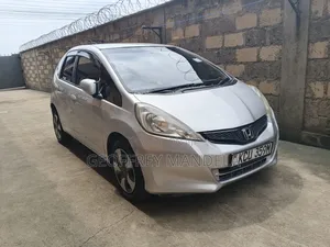 Honda Fit 2012 Silver
