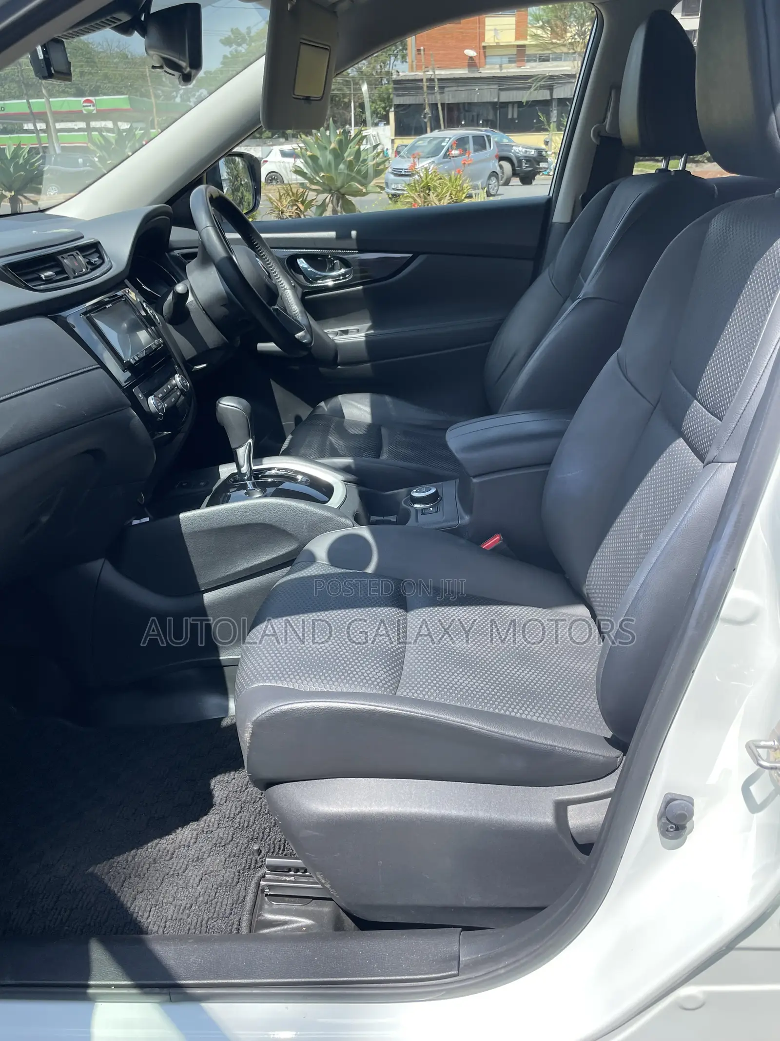 Nissan X-Trail 2019 White