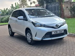 Toyota Vitz 2015 White
