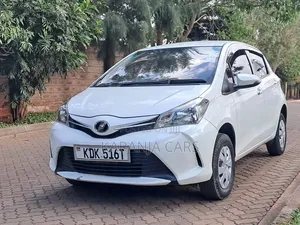 Toyota Vitz 2015 White