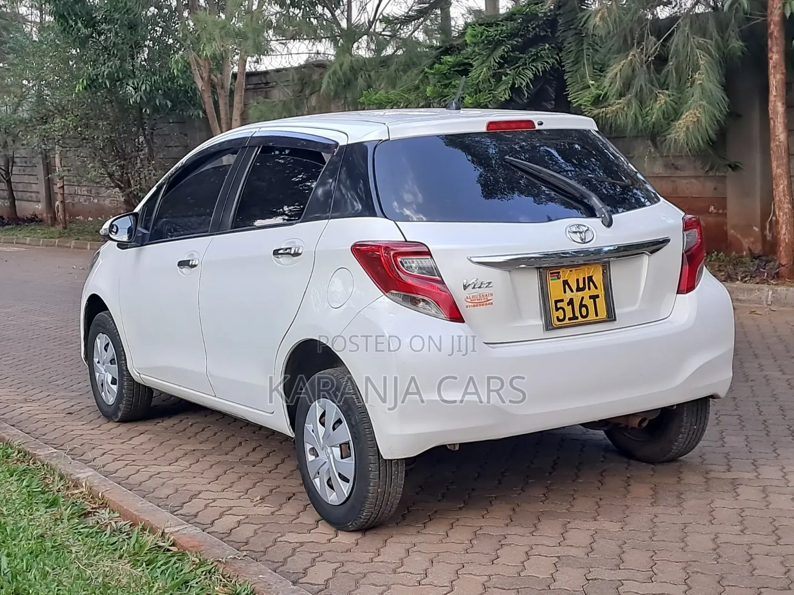 Toyota Vitz 2015 White