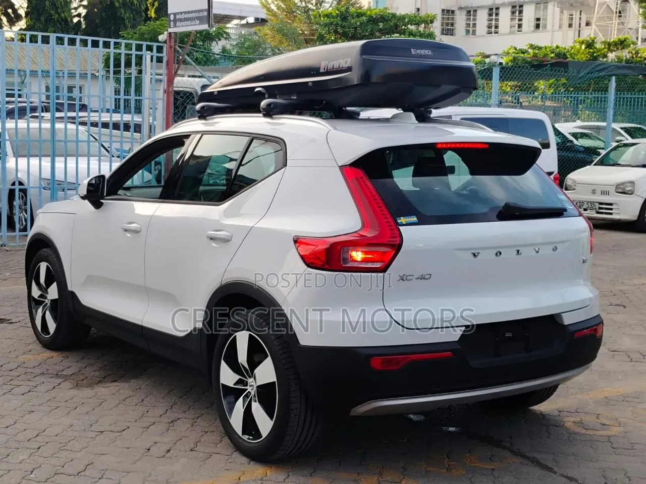 Volvo XC40 2019 Pearl