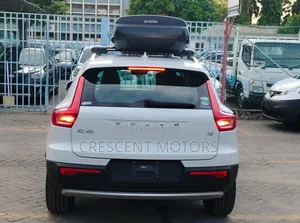 Volvo XC40 2019 Pearl