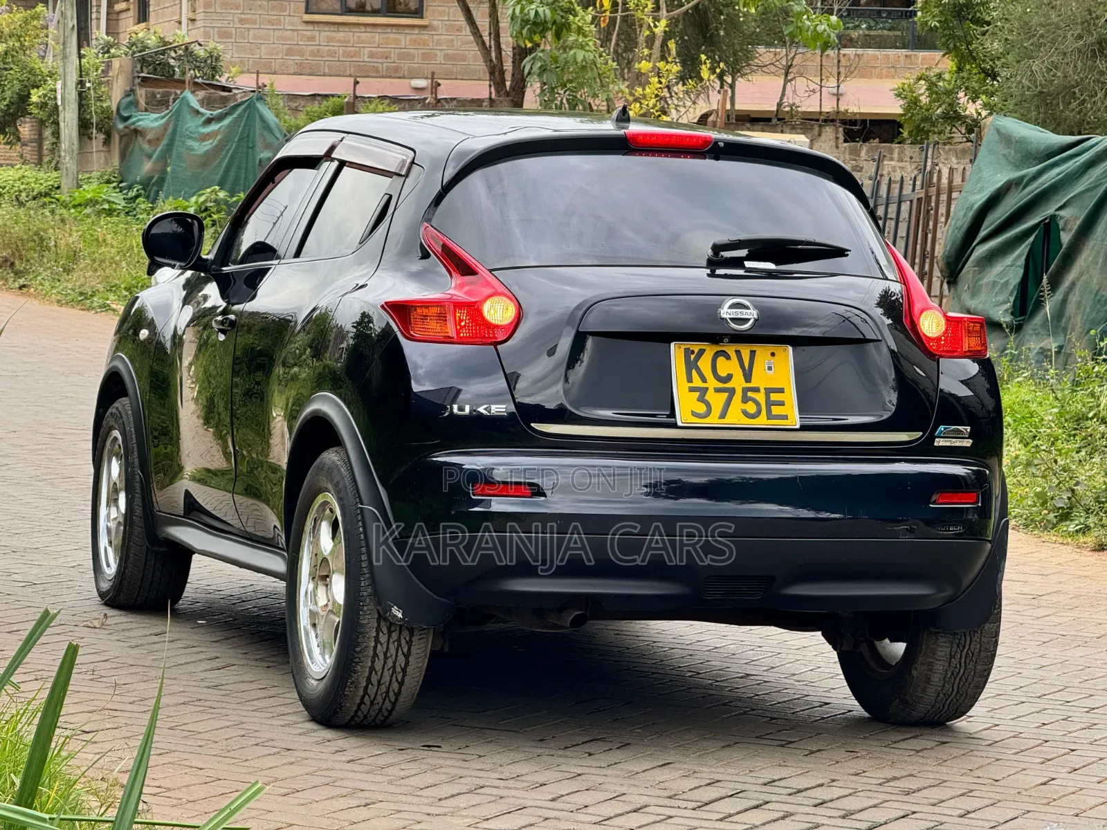 Nissan Juke 2012 Red