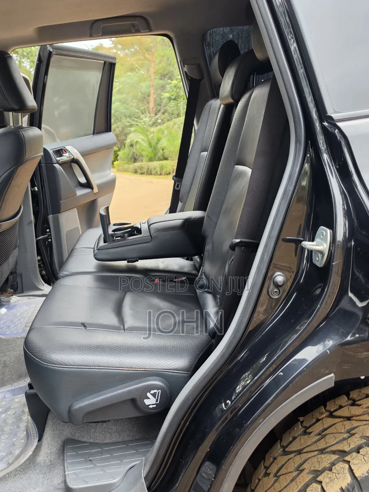 Toyota Land Cruiser Prado 2013 Black