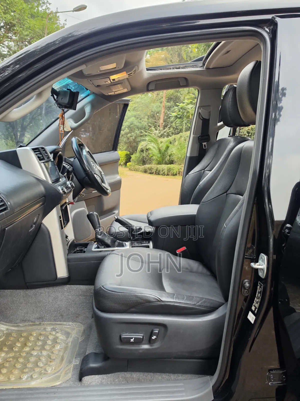 Toyota Land Cruiser Prado 2013 Black