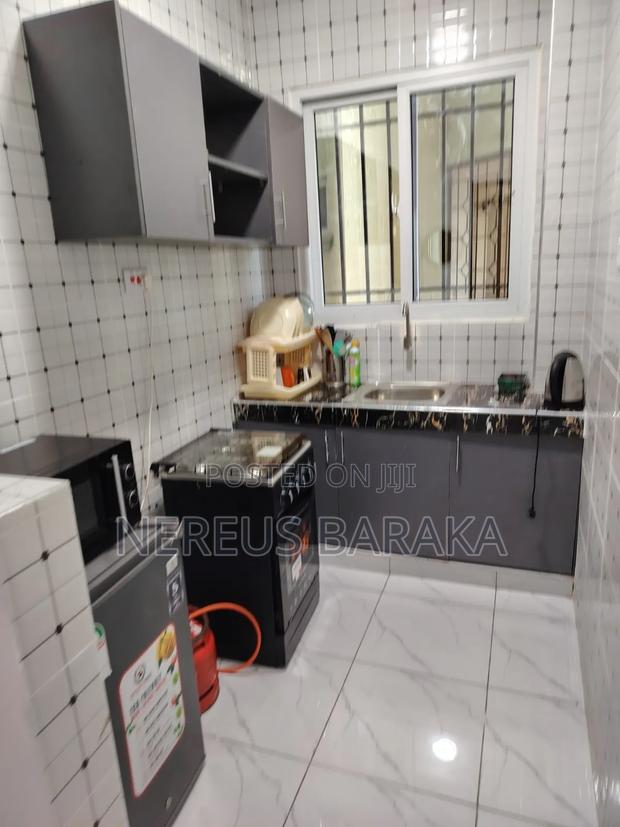 One Bedroom Studio Apartment - thumbnail 5