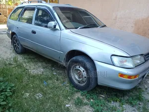 Toyota Corolla 1998 Silver