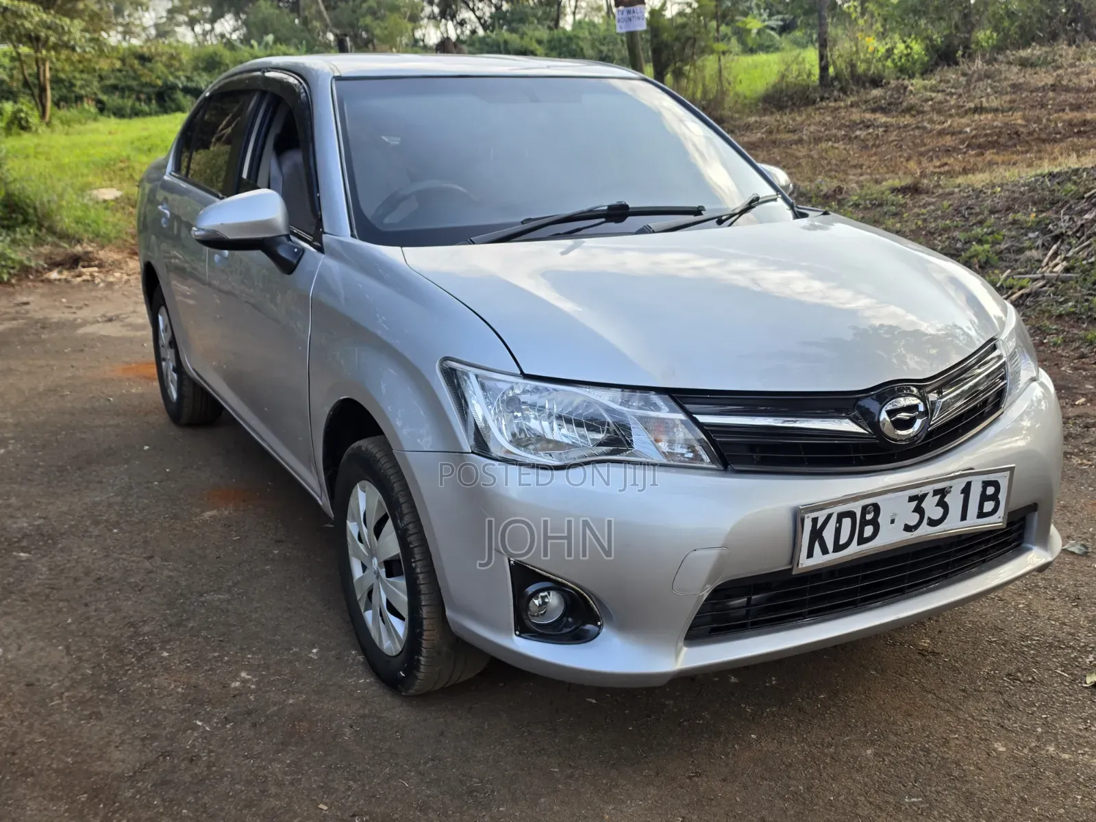 Toyota Axio 1.5 G 2WD 2013 Silver