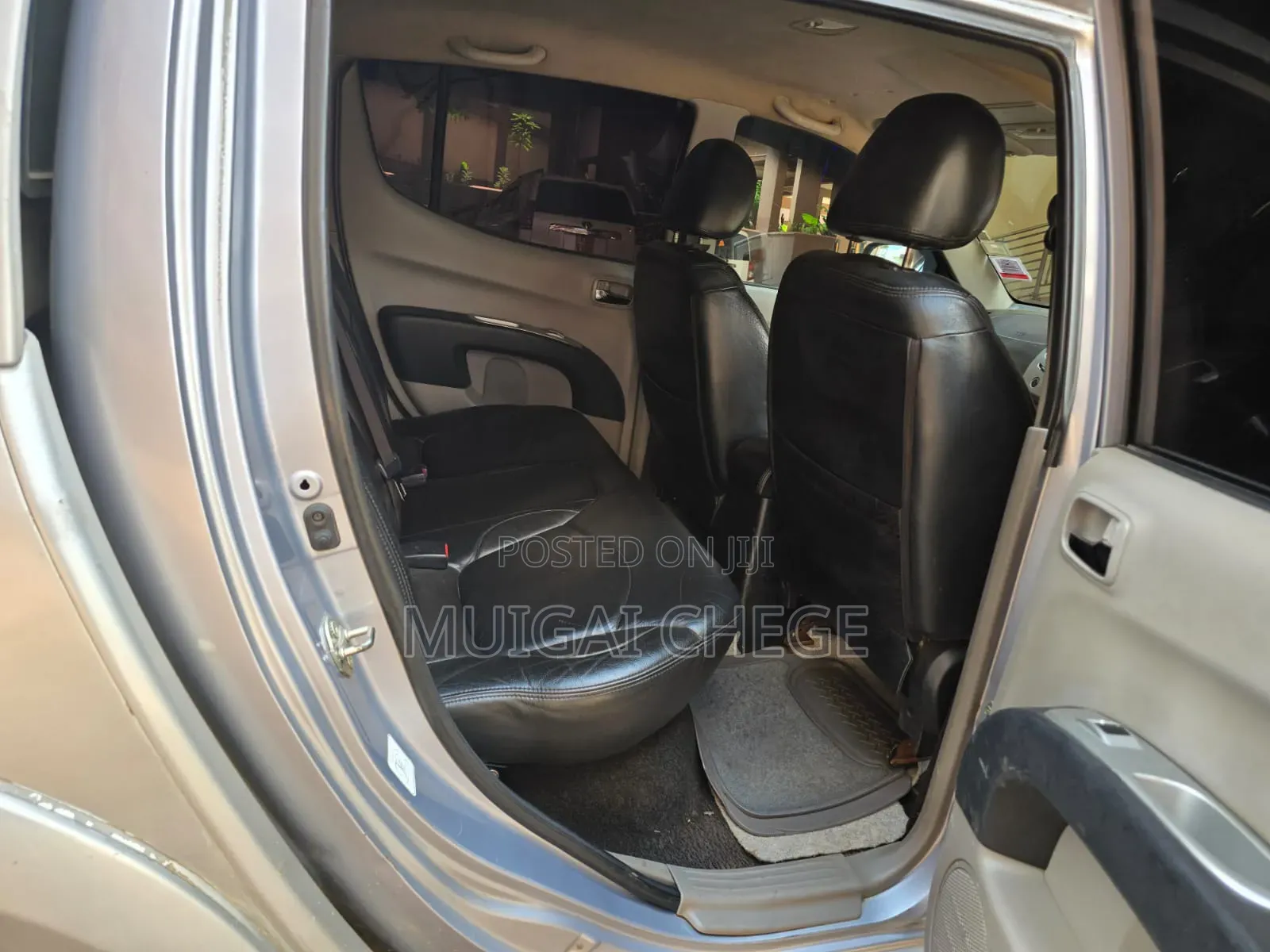 Mitsubishi L200 2013 Silver