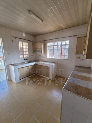 4bdrm Mansion in Sukari for rent