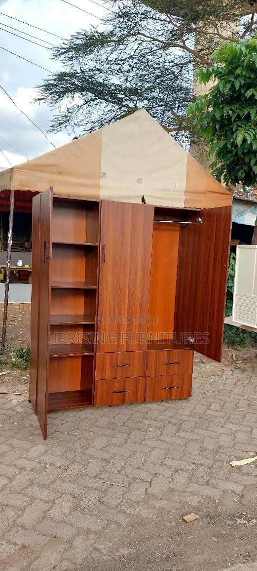 Wardrobe Dark Walnut 4×6ft With Doors