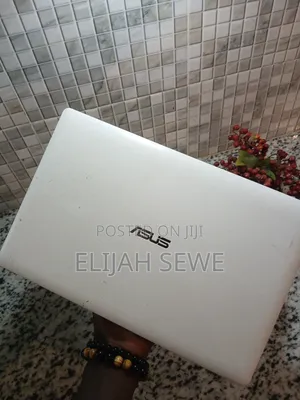 Laptop Asus X201E 2GB Intel Celeron HDD 320GB