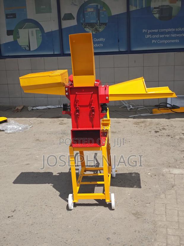 Portable Chaff Cutter Machine. - main view