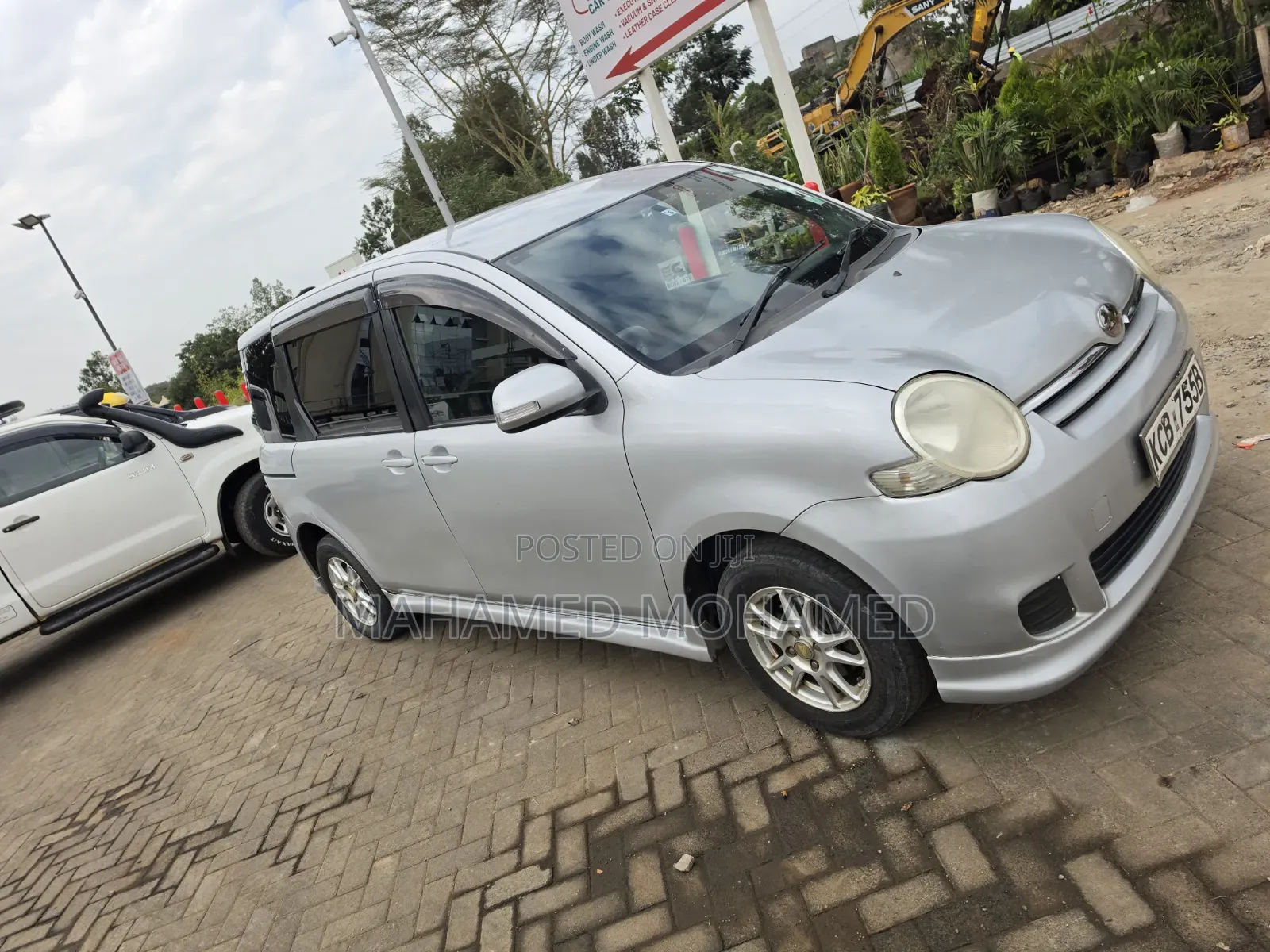 Toyota Sienta 2007 Silver