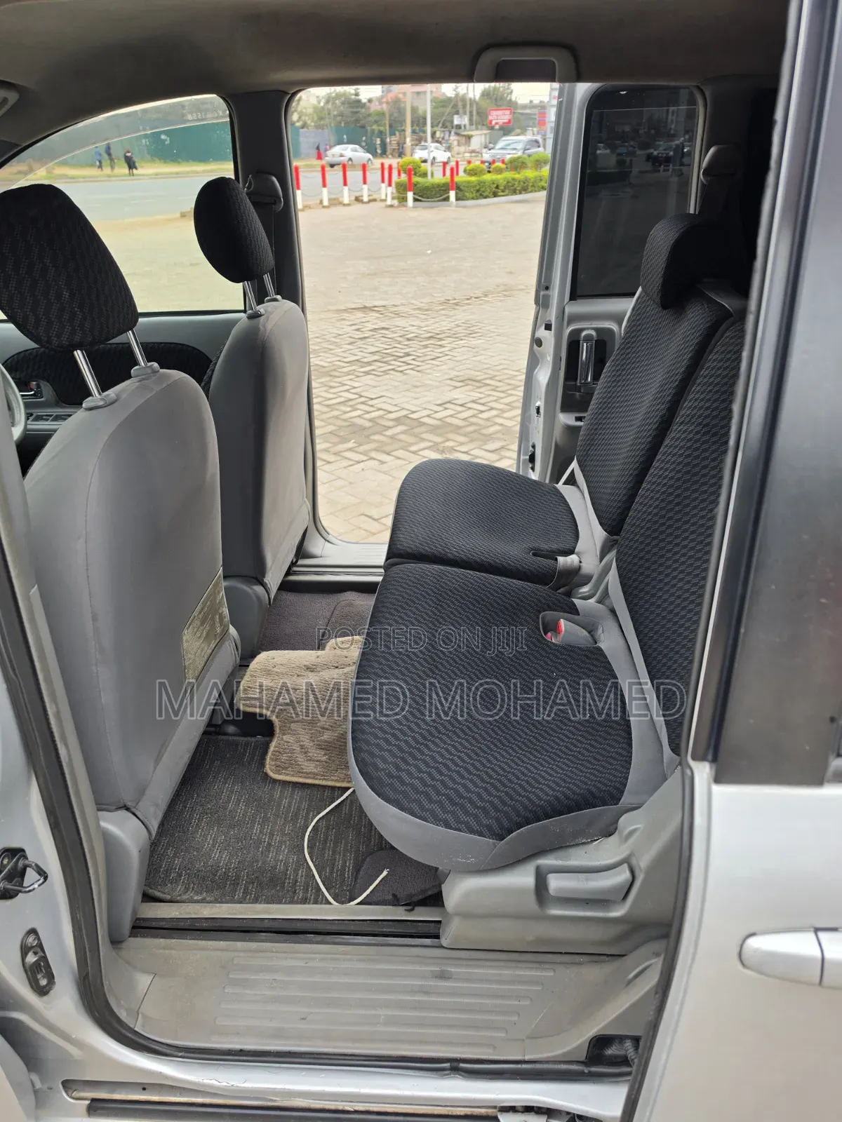 Toyota Sienta 2007 Silver
