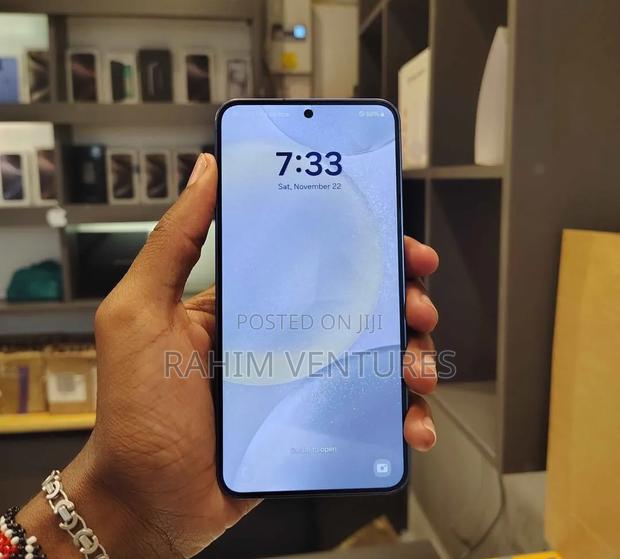 Samsung Galaxy S23 256 GB Gray - thumbnail 2