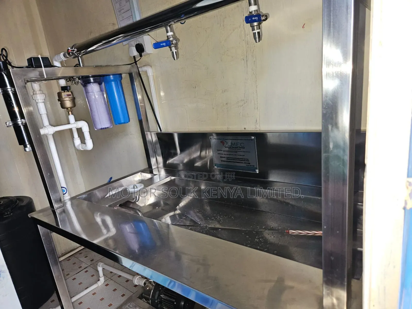 Water Dispensing Machine