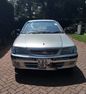 Nissan FB15 2001 Silver
