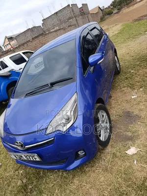 Toyota Ractis 2017 Blue