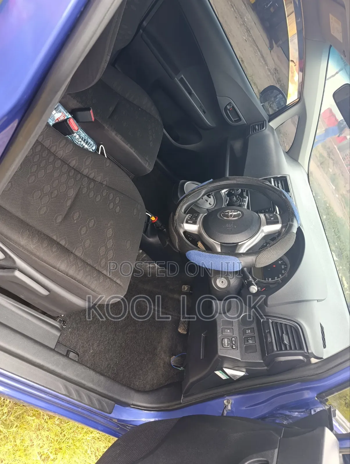 Toyota Ractis 2017 Blue