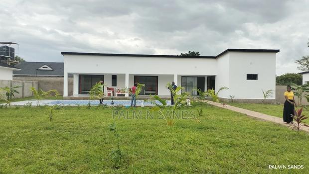 Furnished 3bdrm Bungalow in Jadini-Mvindeni, Diani for sale