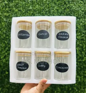 *6-PCS (250 Ml ) Round Glass Jars With Bamboo Lid and Spoon*